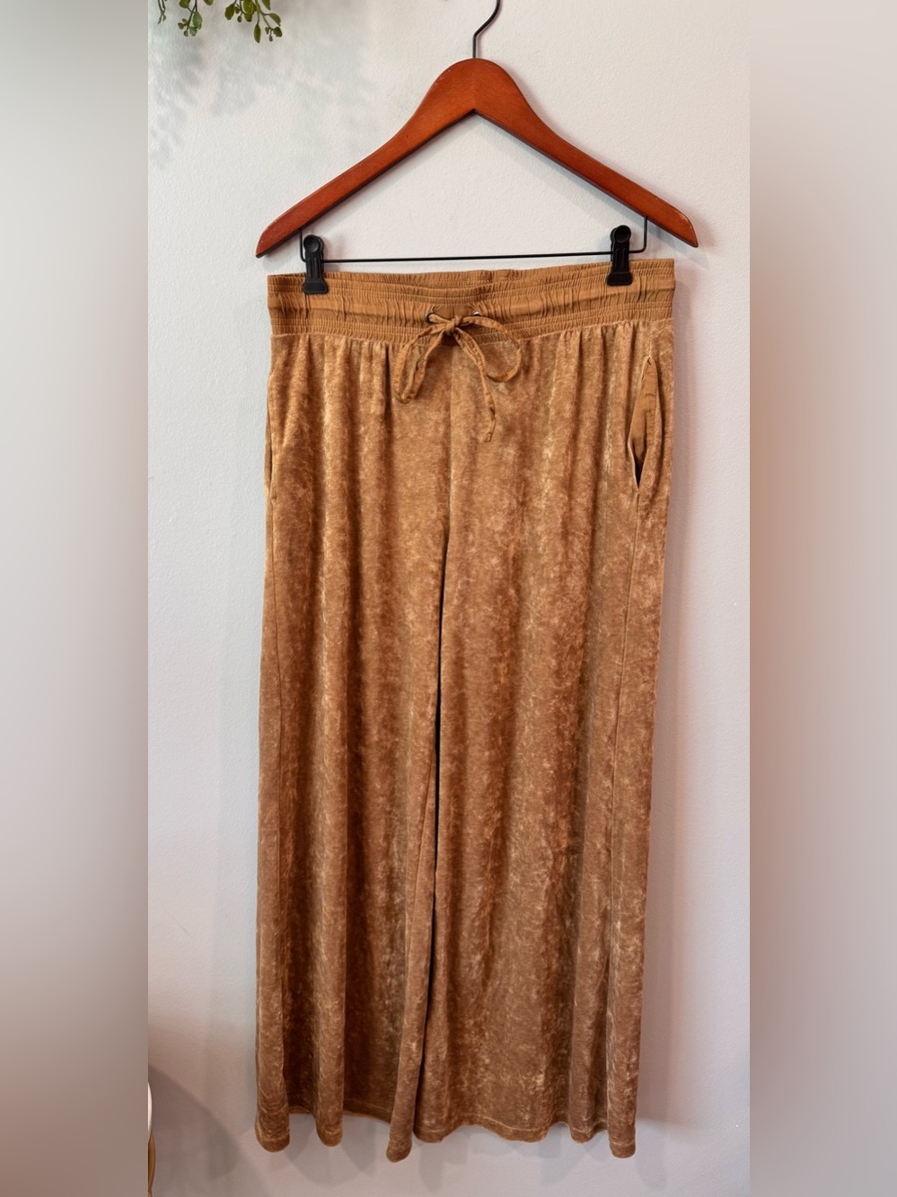 Free People Ribbed Gold Lounge Pants Size Small